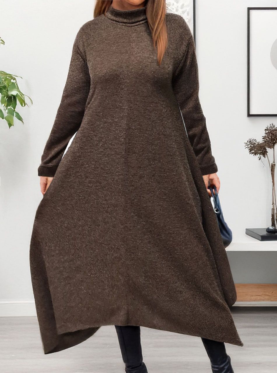 Kétoldalt hosszított, emelt nyakú ruha (csokibarna)