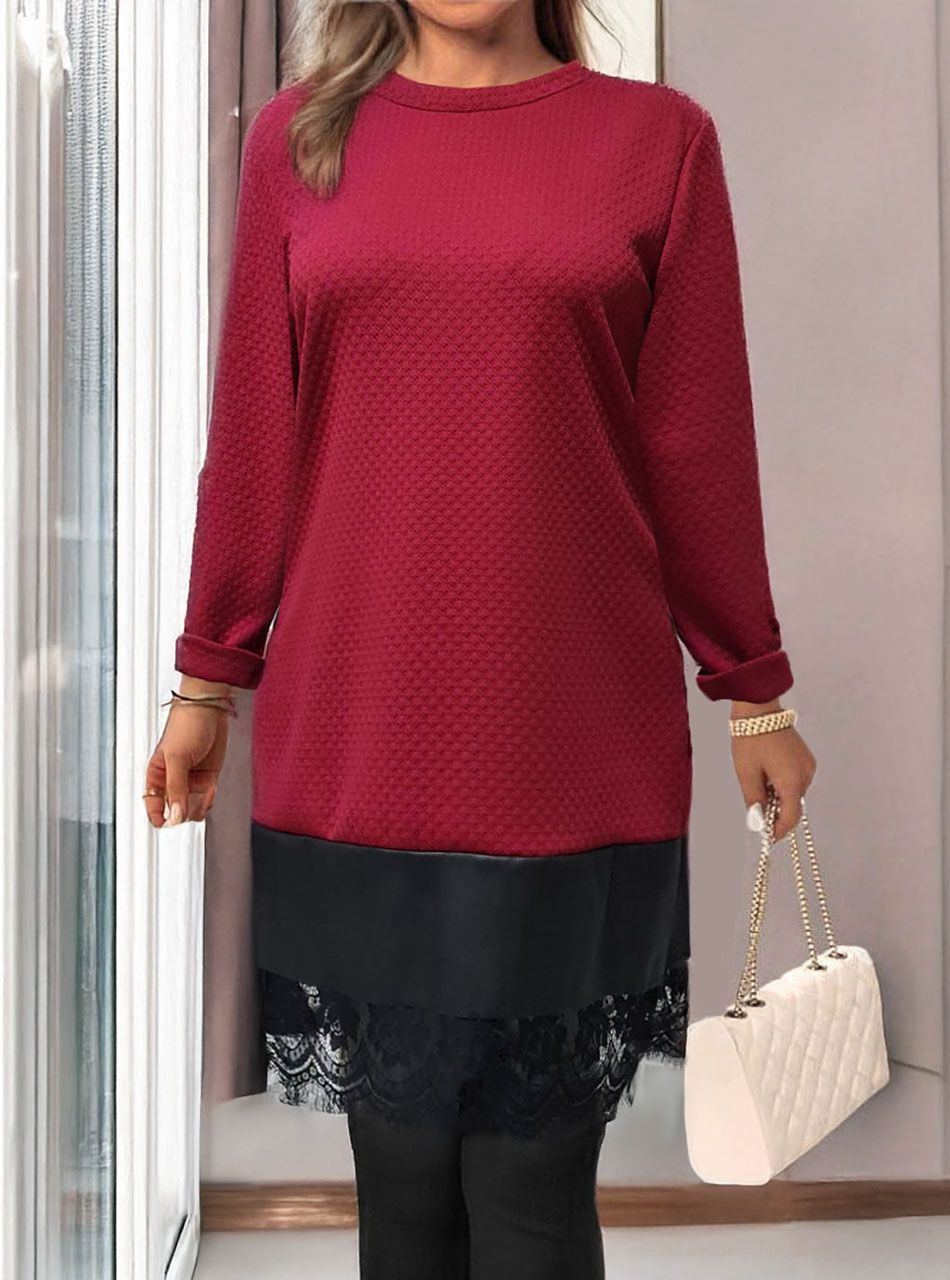 Anyagában mintás, bőrbetétes, csipkés aljú ruha (bordó)