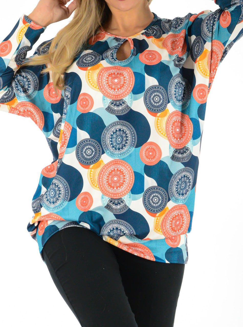 Csepp kivágású, passzés aljú mintás felső III.