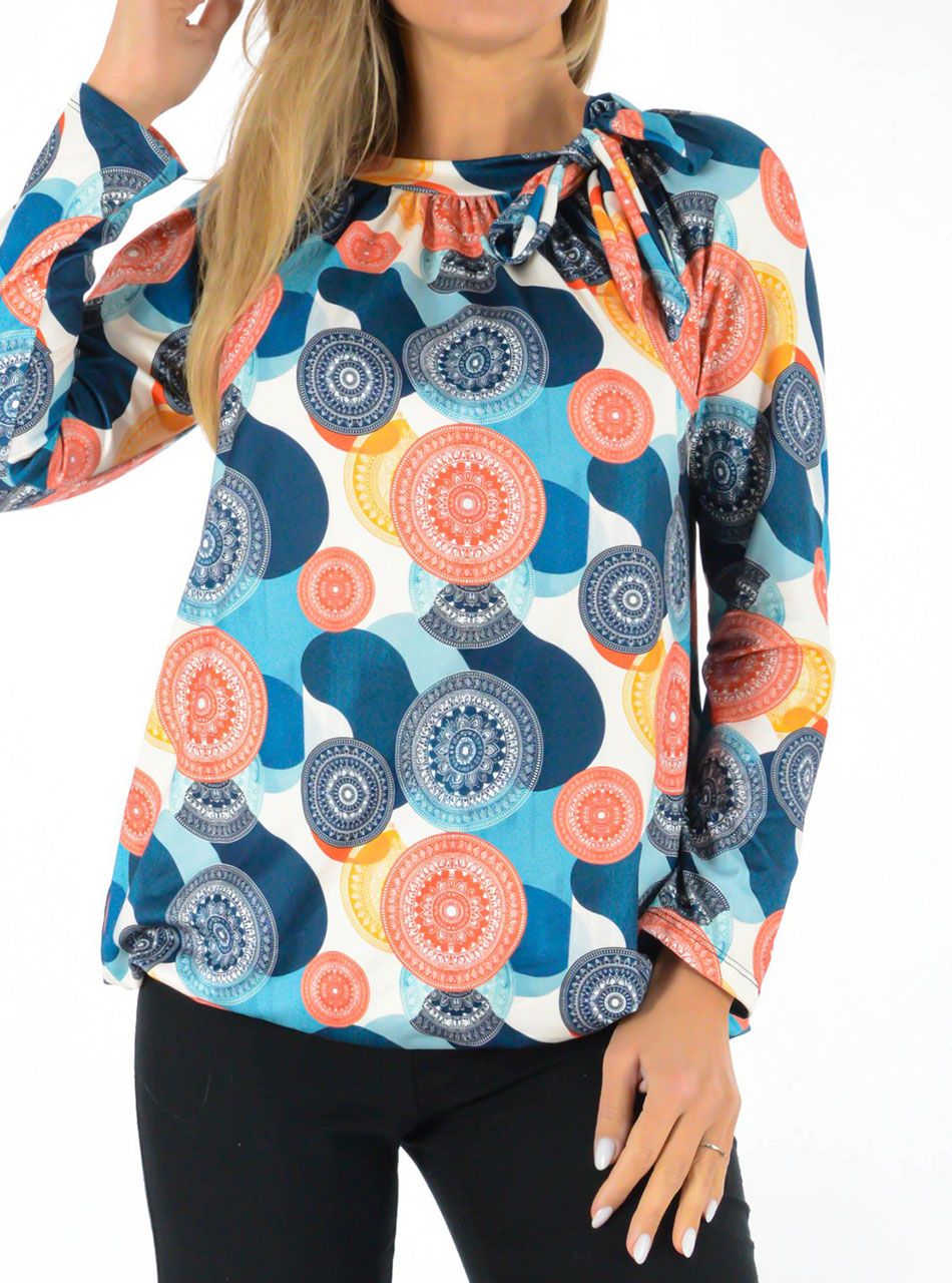 Nyaknál kötős, gumis aljú mintás felső III.  