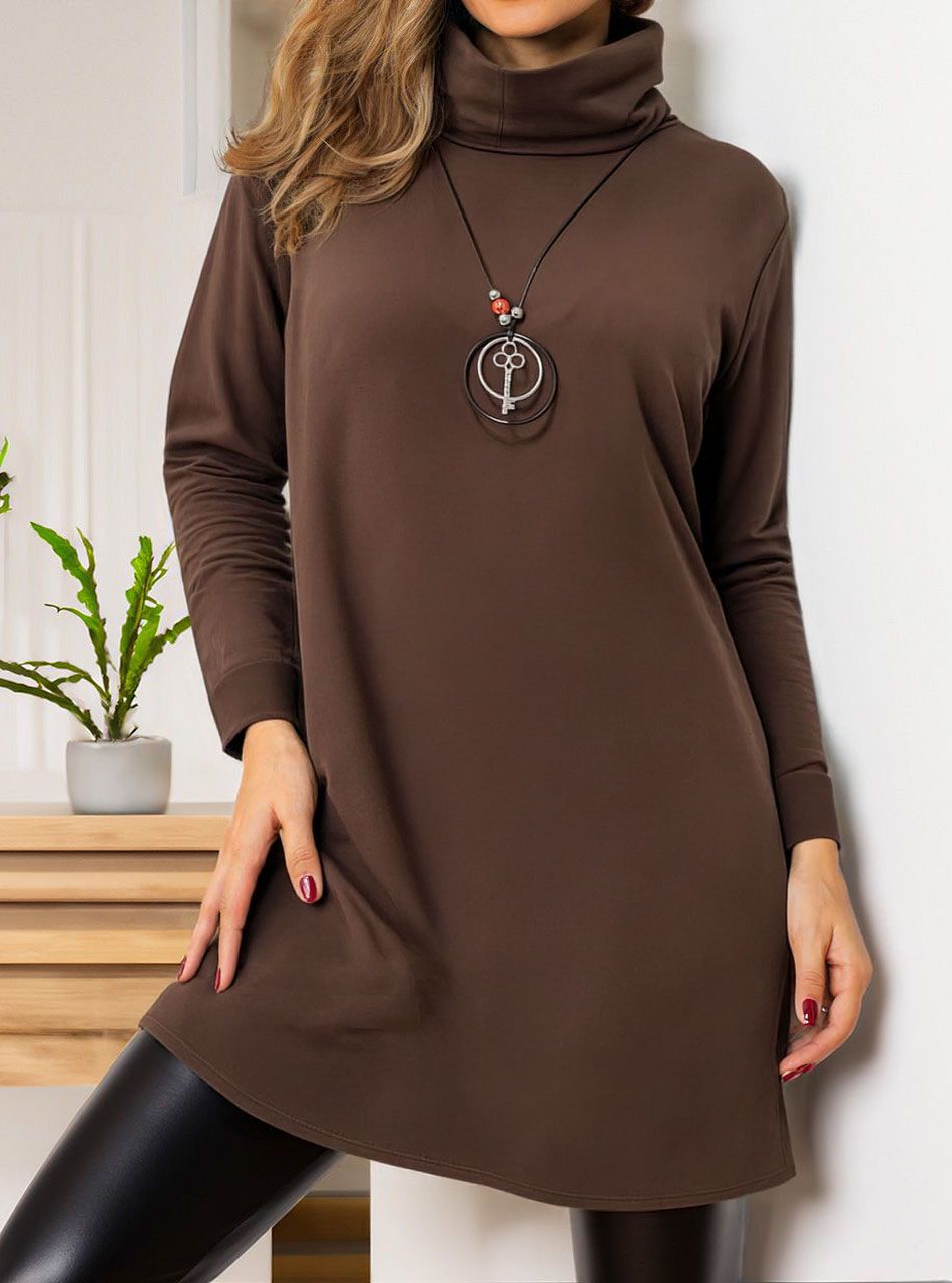 Egyszínű, zsebes ruha nyaklánccal (csokibarna)