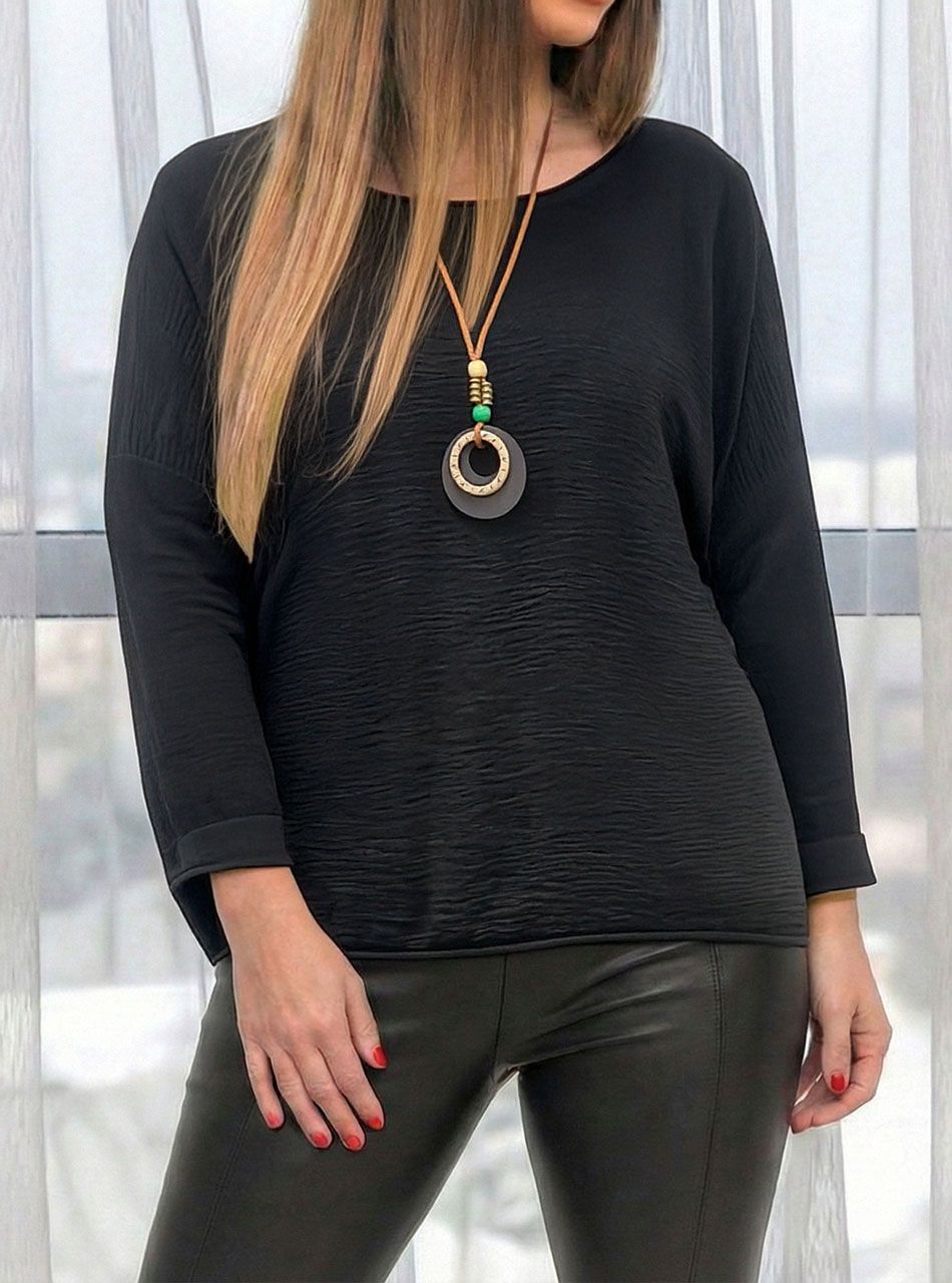 Sandra, egyszínű felső nyaklánccal (fekete)