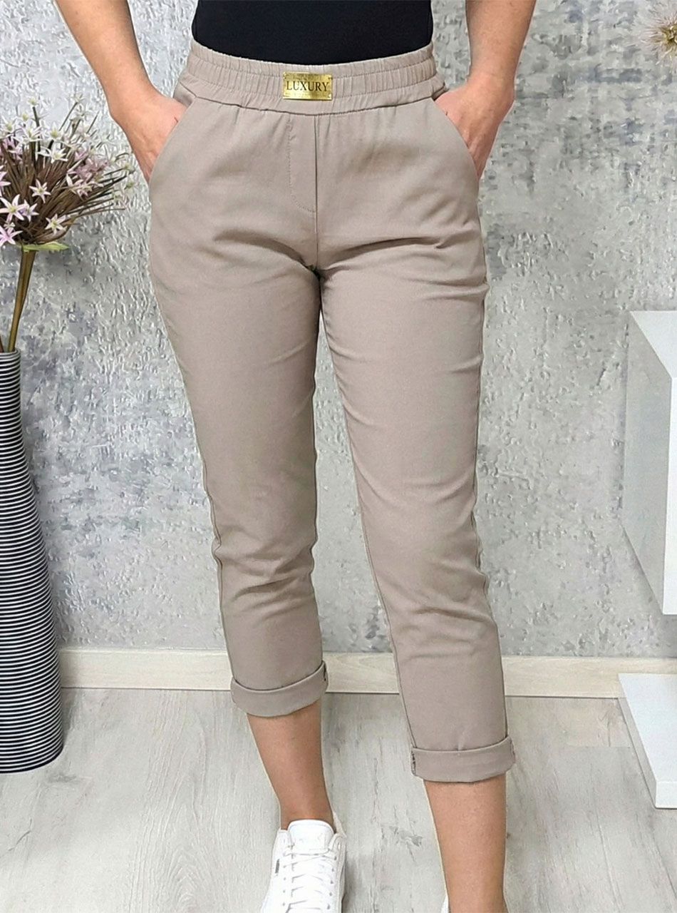 Leah, gumis derekú zsebes nadrág (tejeskávé)