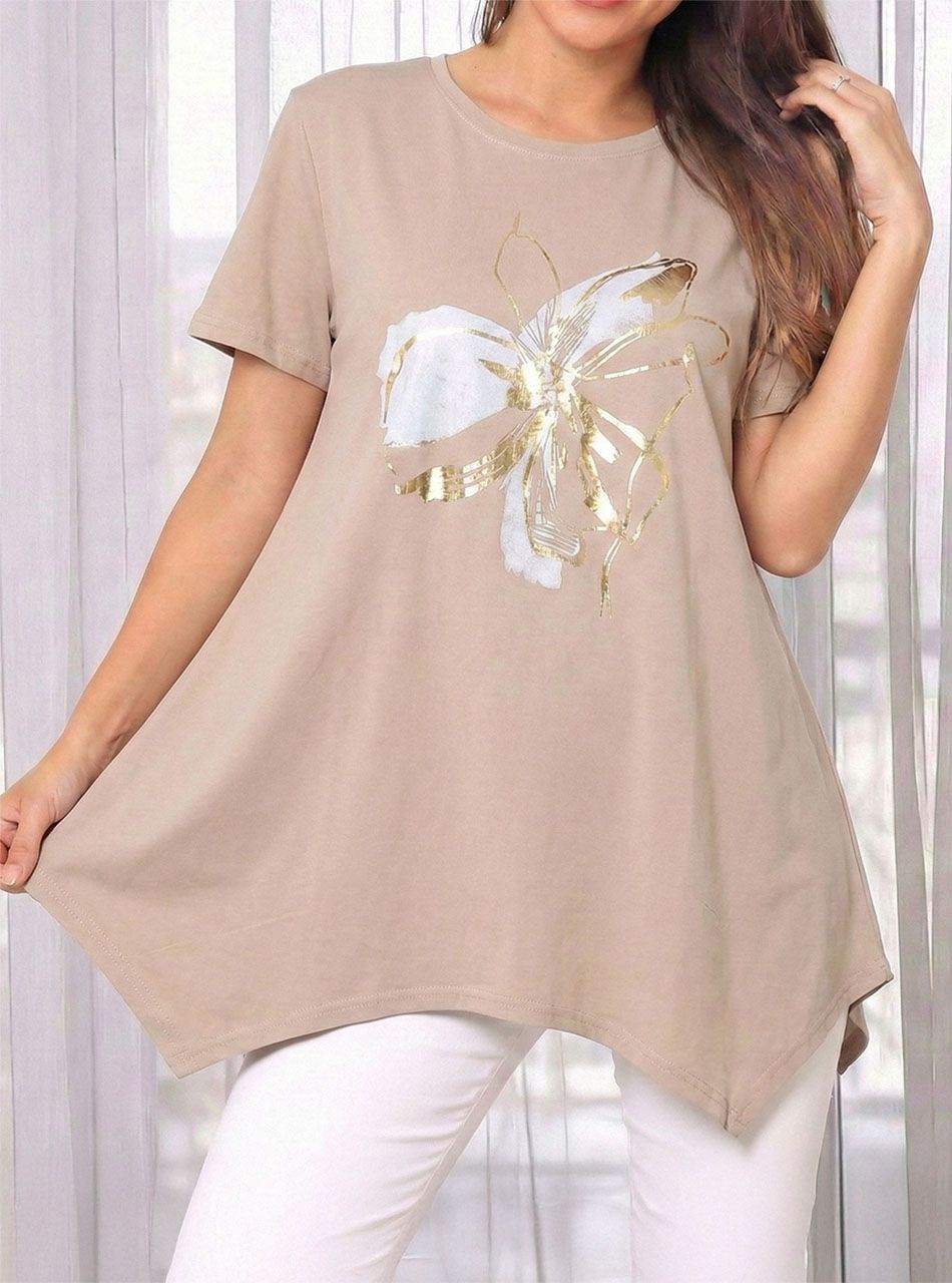 A vonalú, virág mintás felső (tejeskávé)