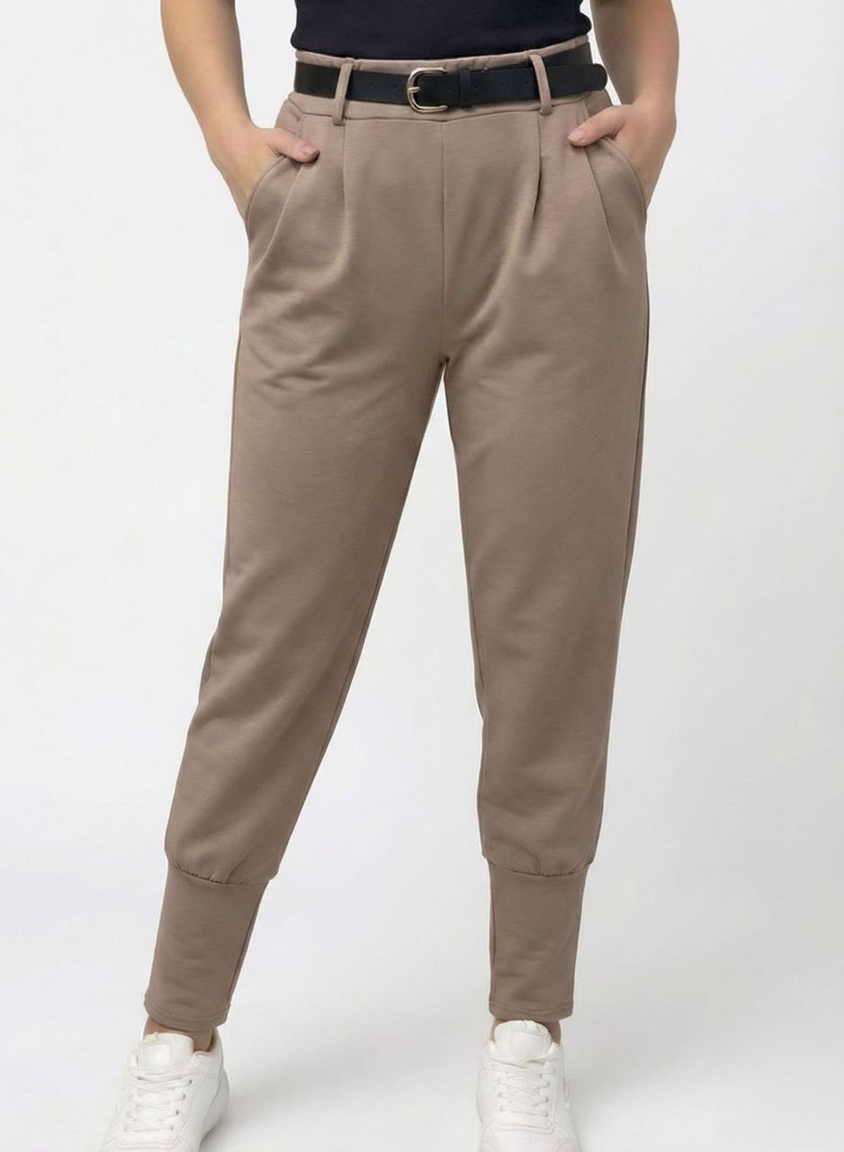 Jane, zsebes nadrág övvel (tejeskávé)