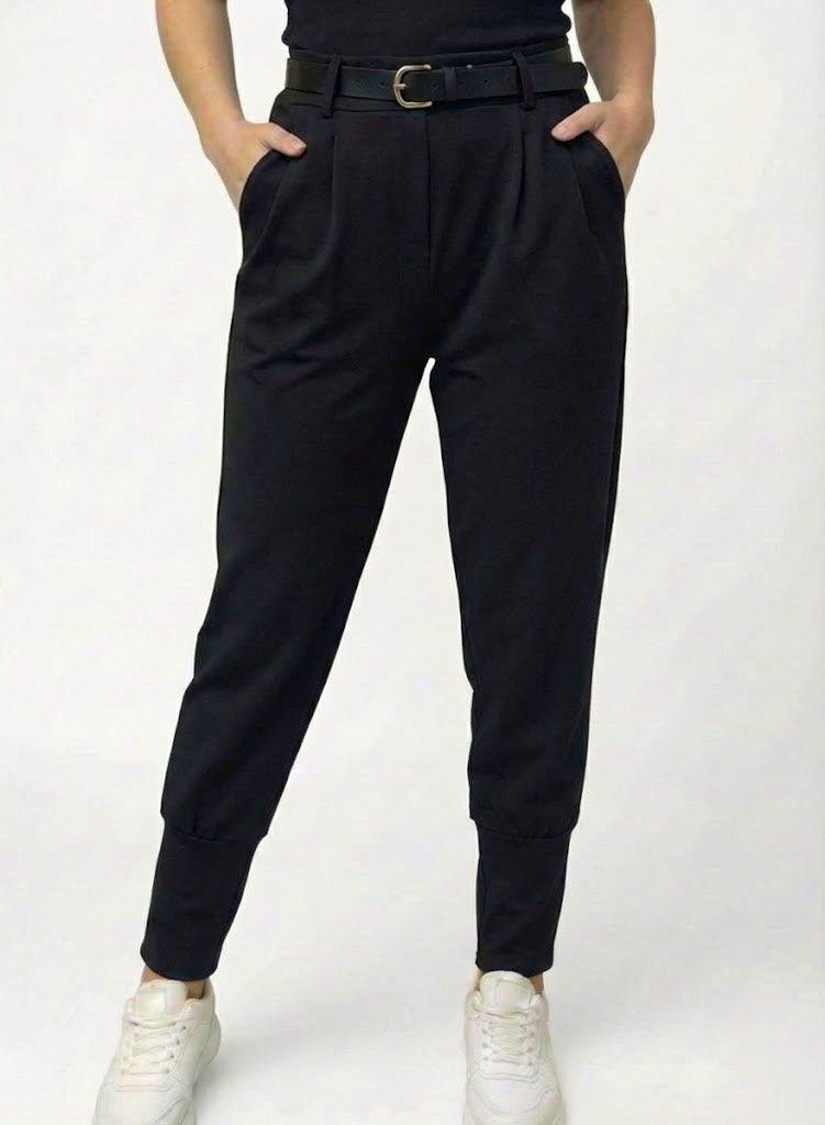 Jane, zsebes nadrág övvel (fekete)