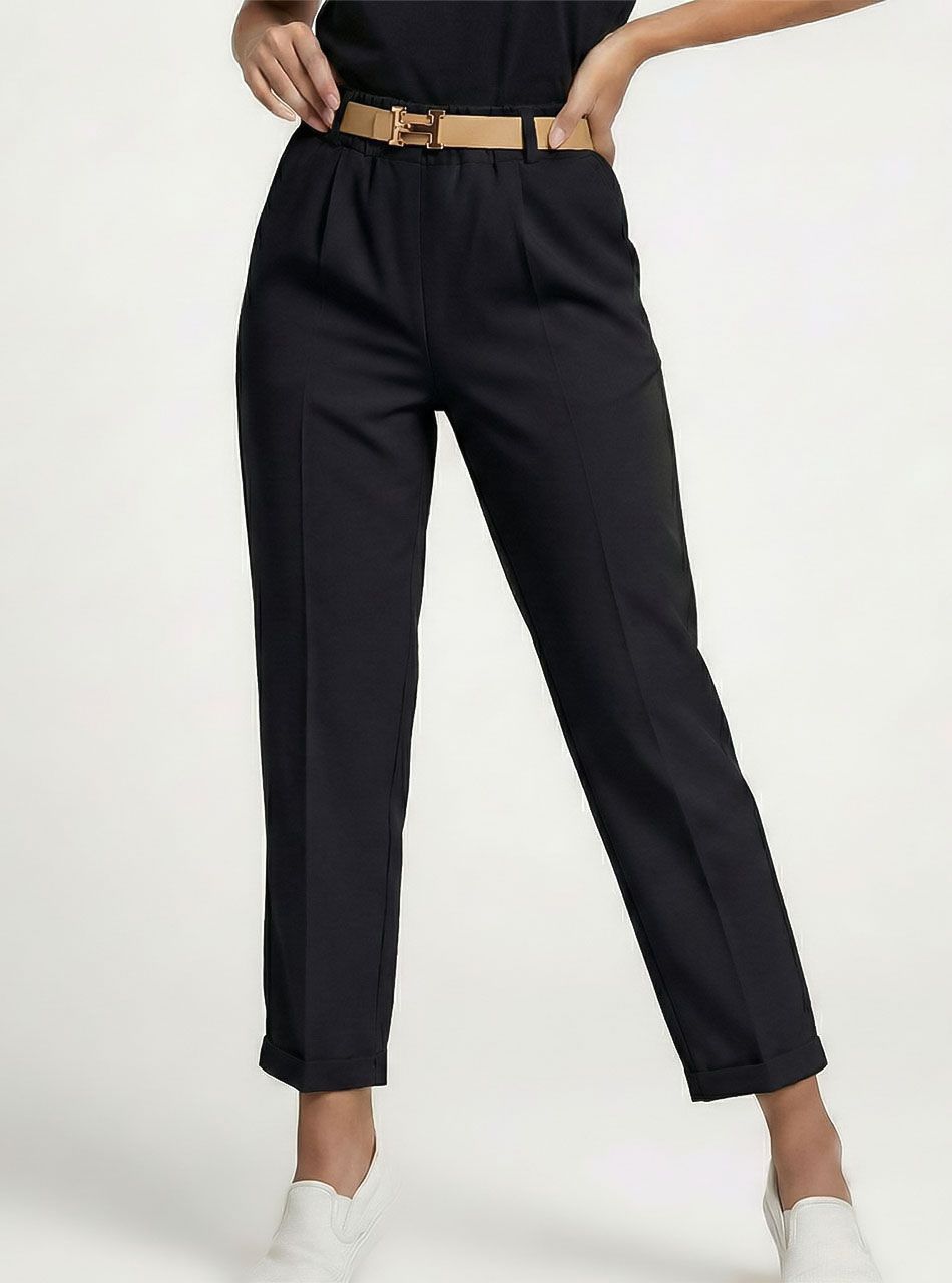 Hannah, elöl tűzött gumis derekú zsebes nadrág övvel (fekete)