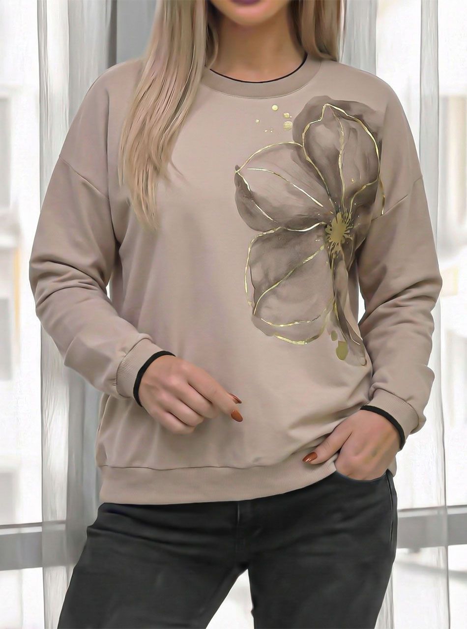 Passzés aljú, virág mintás felső (tejeskávé)