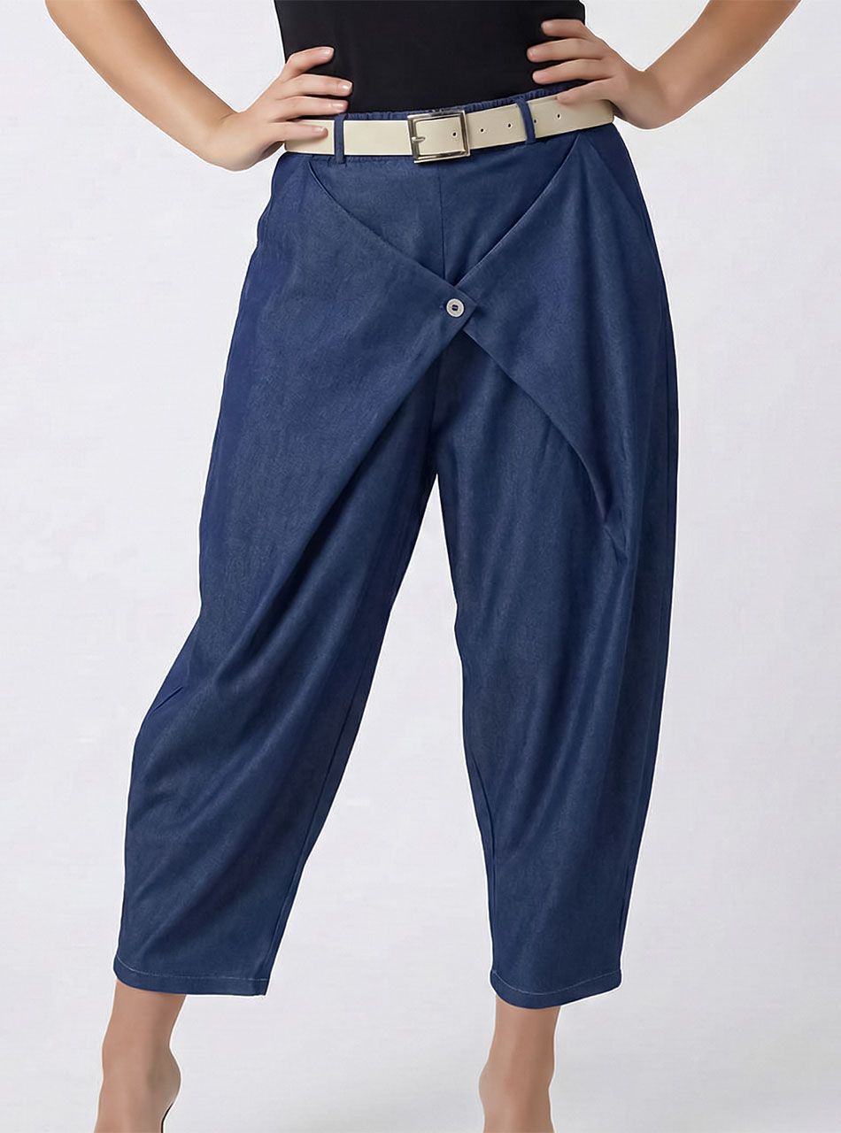 Farmer hatású, gumis derekú zsebes nadrág övvel