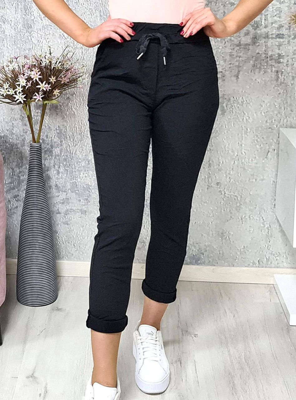 Gyűrt hatású, zsebes nadrág (fekete)