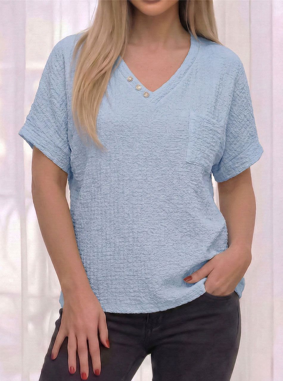 Gyűrt anyagú, V nyakú felső (világoskék)