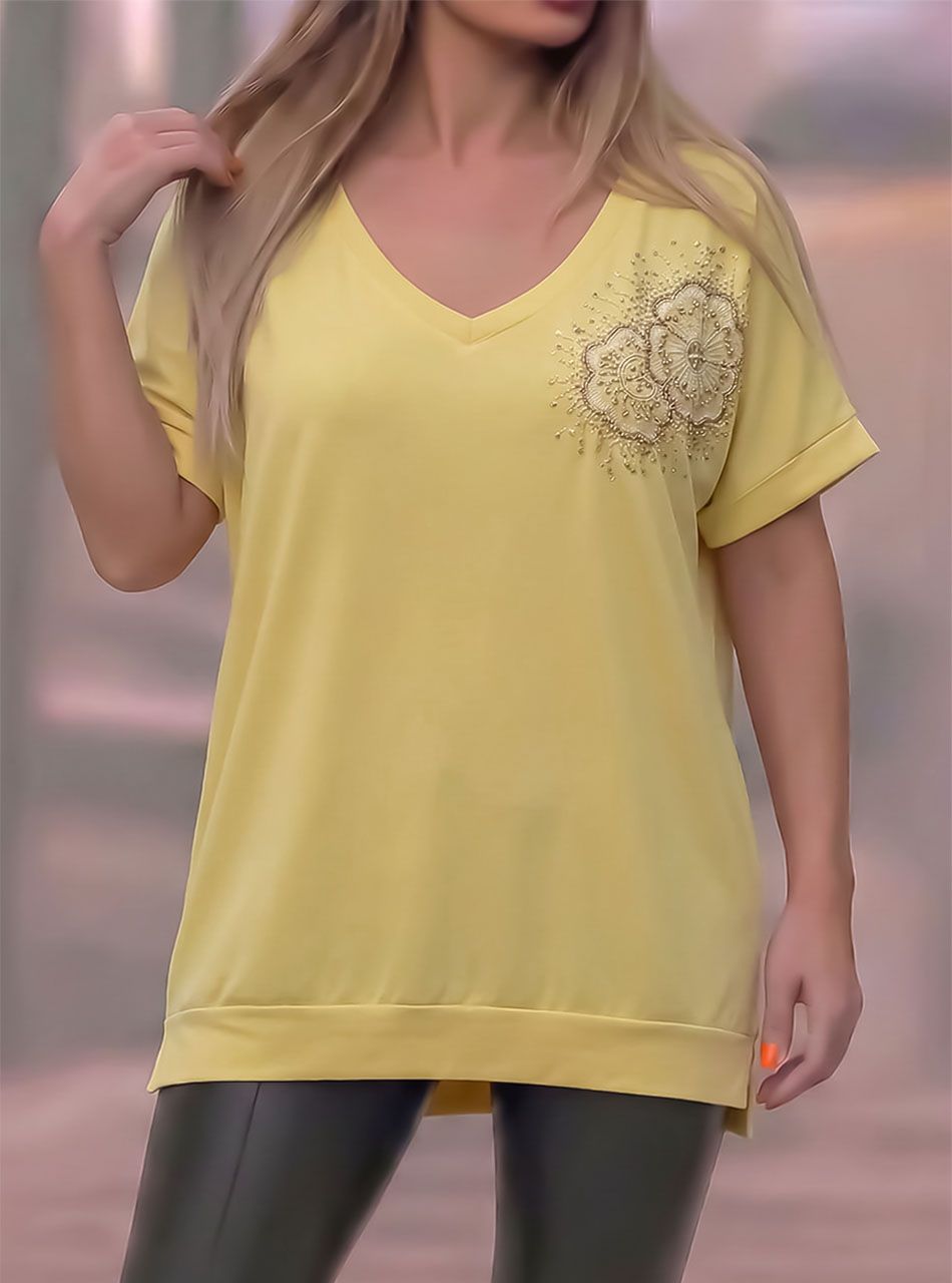 V nyakú, flitteres-virág mintás felső (sárga)