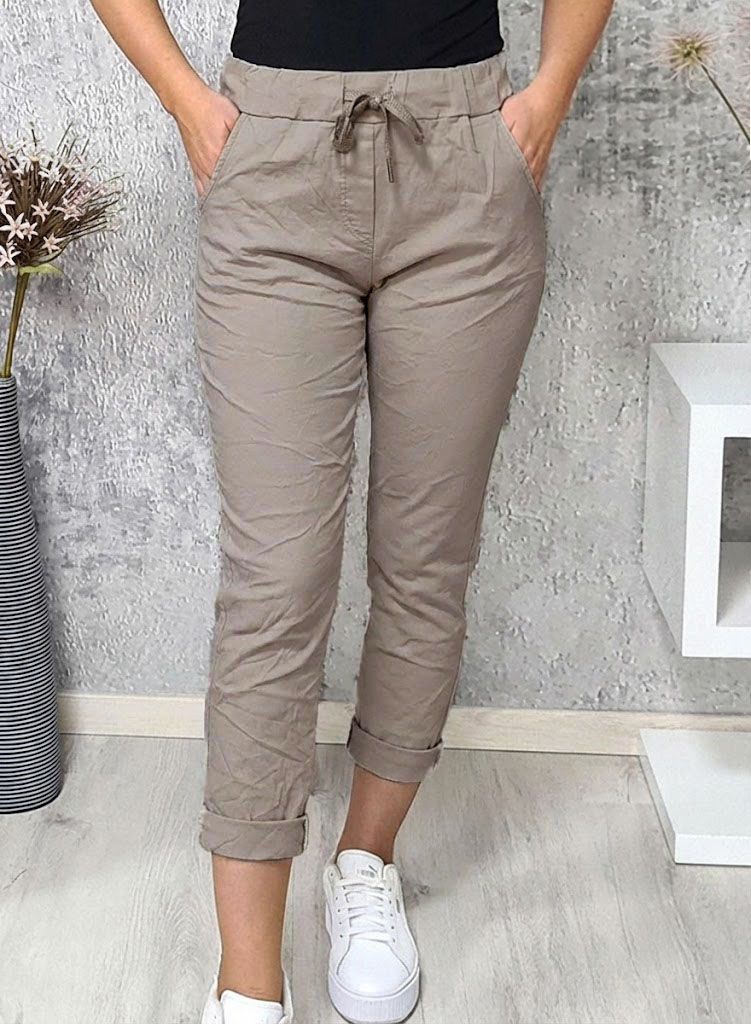 Gyűrt hatású, zsebes nadrág (tejeskávé II.)