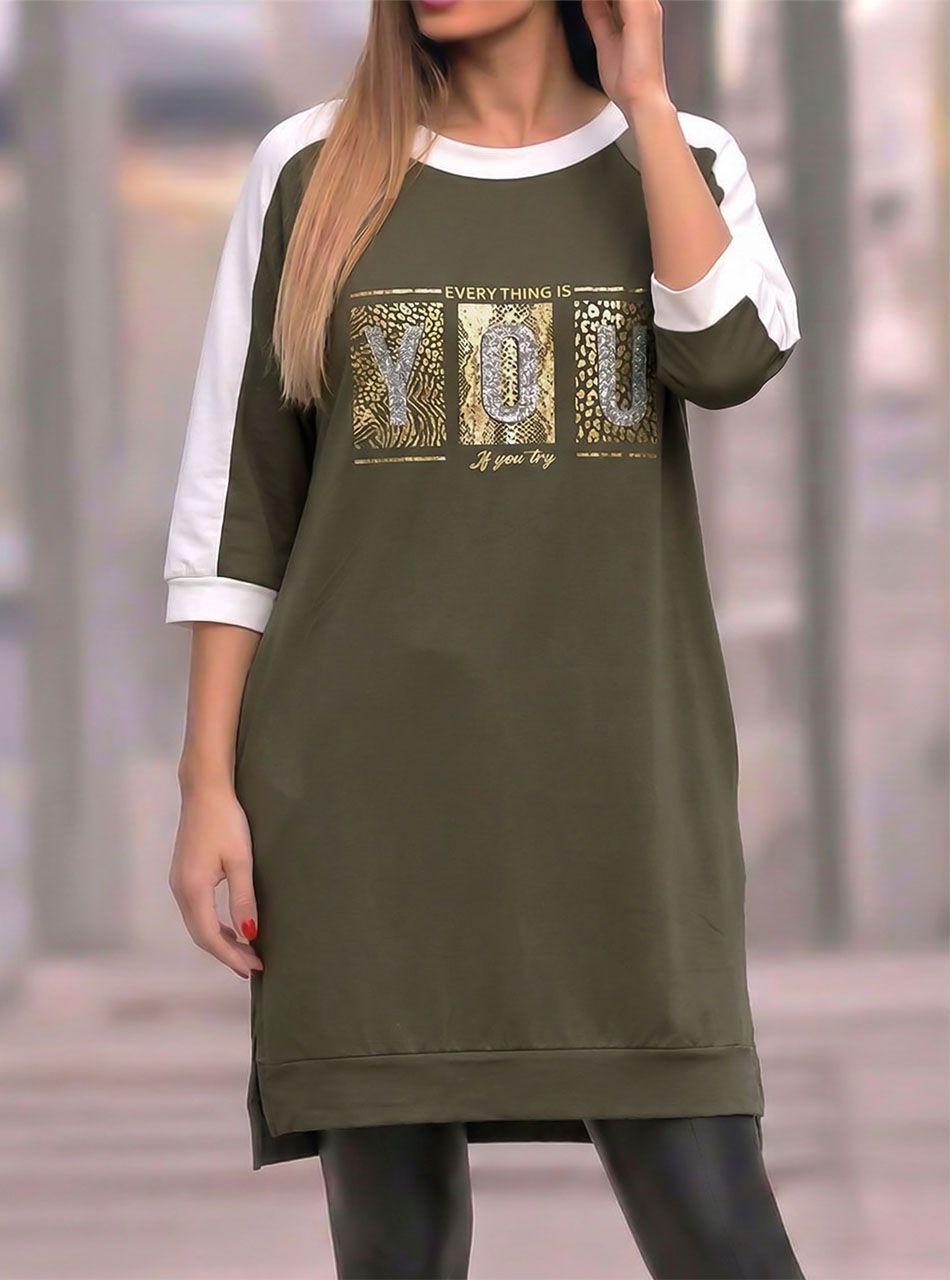 Nyomott mintás-flitteres, zsebes ruha (kheki)