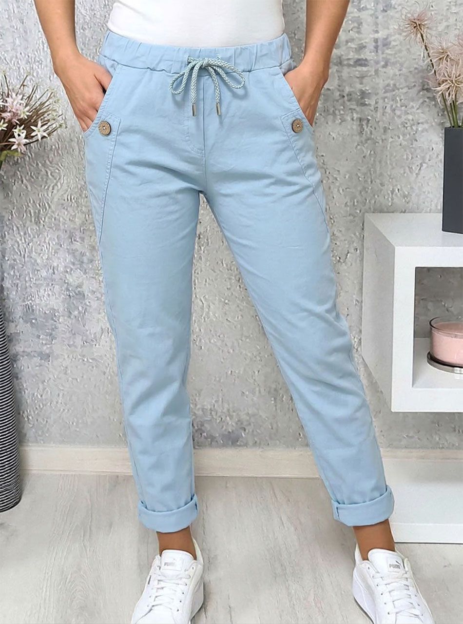 Gombdíszes, zsebes nadrág (világoskék)