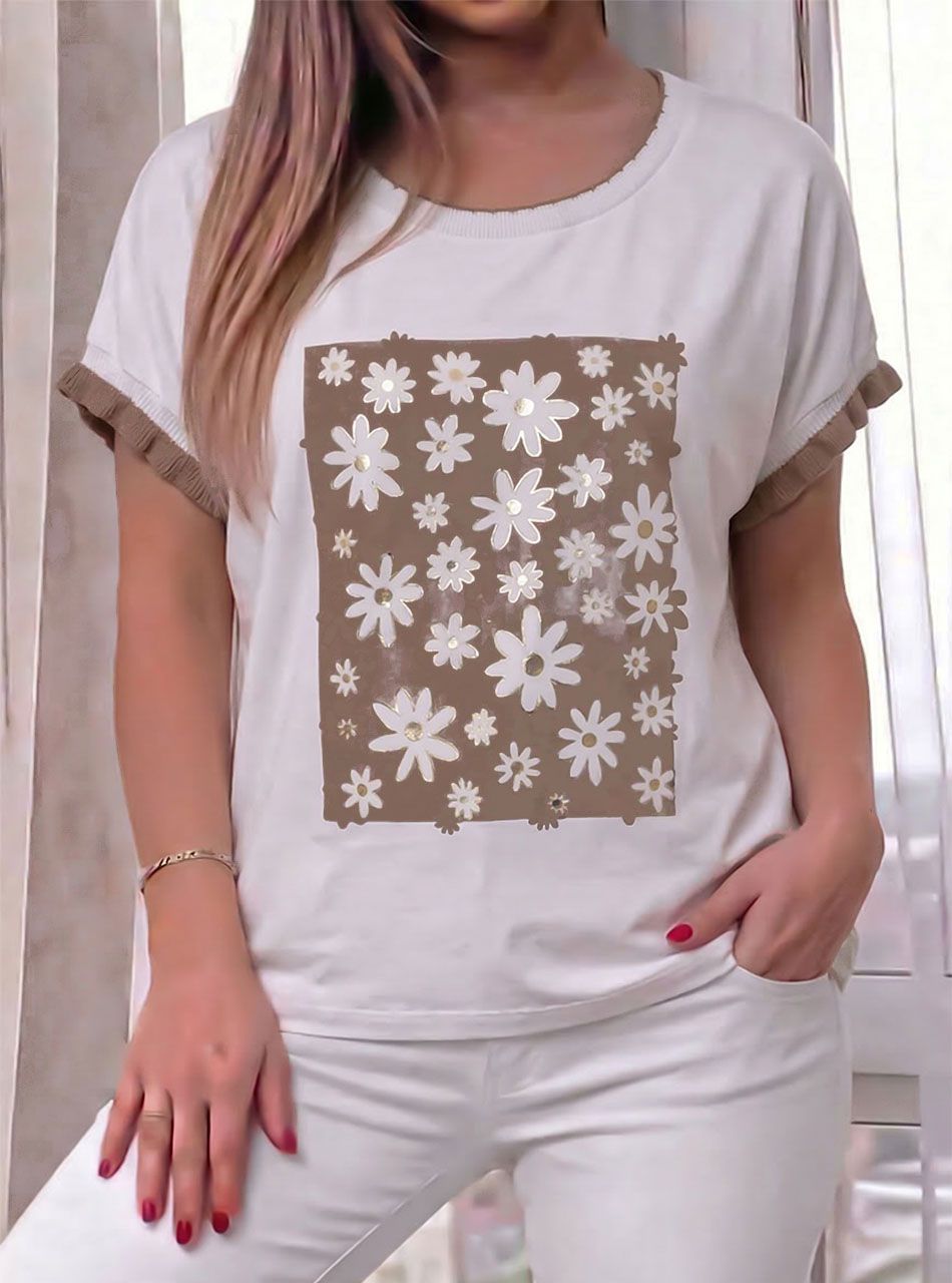 Fodros ujjú, nyomott mintás felső (tejeskávé)