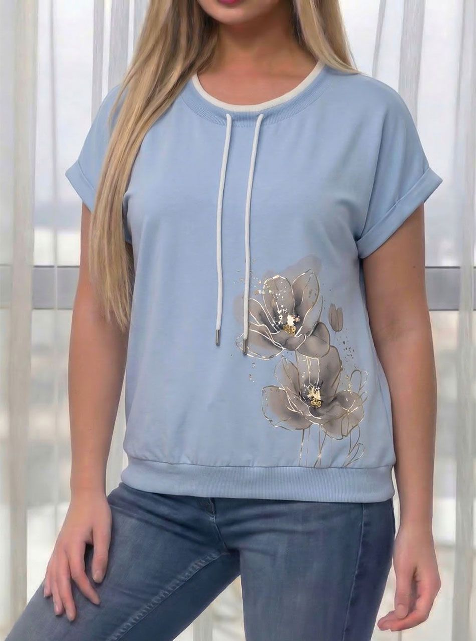 Nyaknál húzható, passzés aljú virág mintás felső (világoskék)