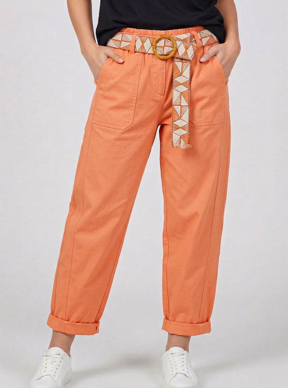 Elöl zsebes, gumis derekú nadrág övvel (mandarin)