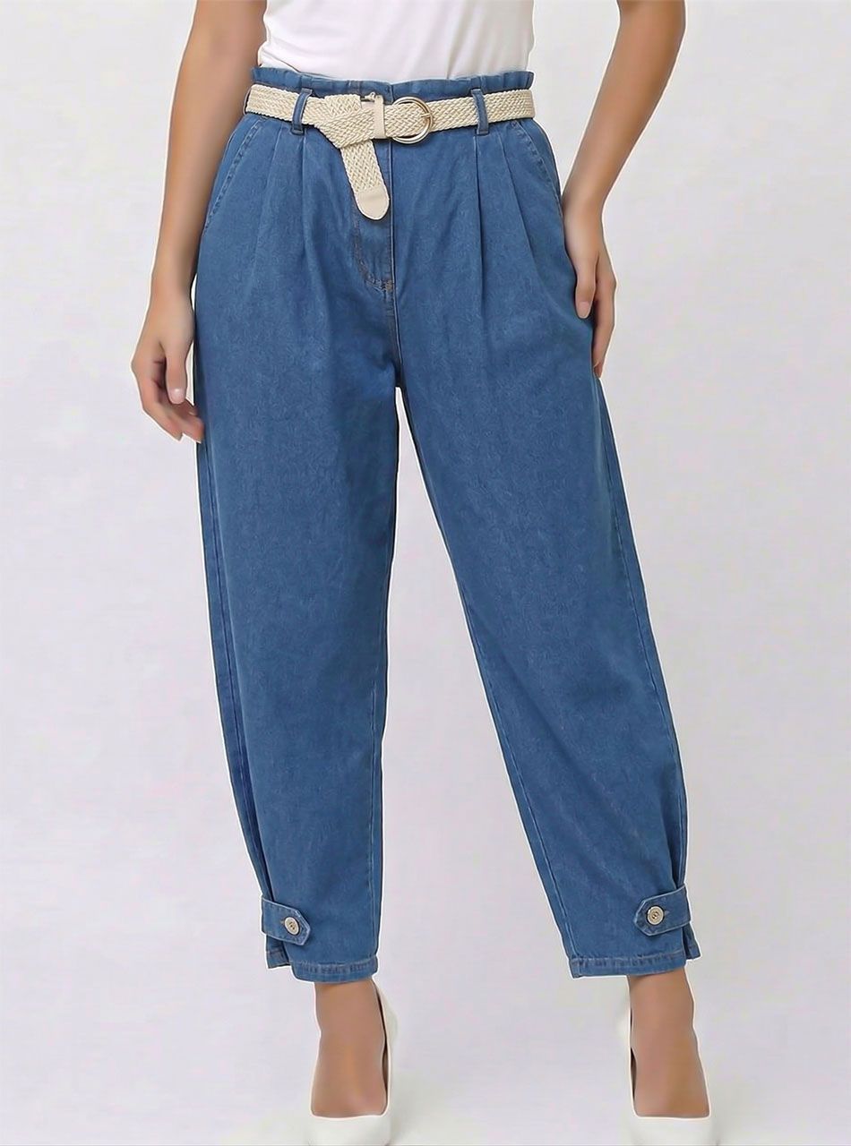 Alján gombos, farmer hatású zsebes nadrág övvel II.