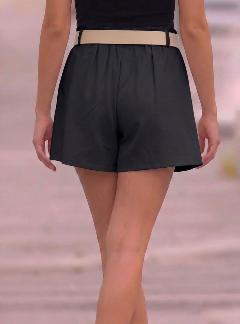 Szoknyás rövidnadrág övvel (fekete)