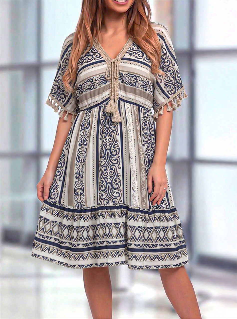 Amy, V nyakú mintás ruha (bézs)