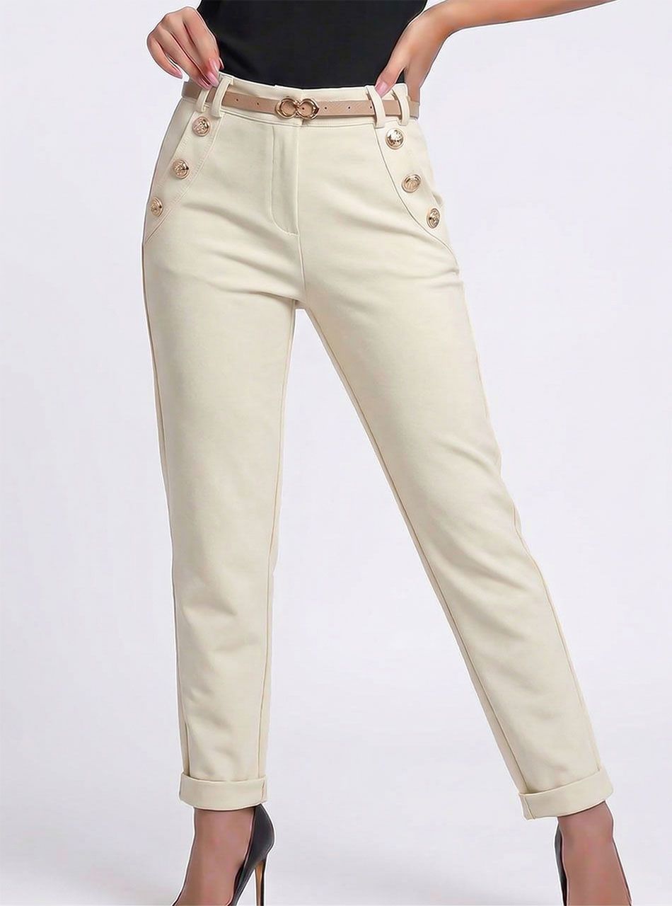 Díszgombos, díszzsebes nadrág övvel (bézs)