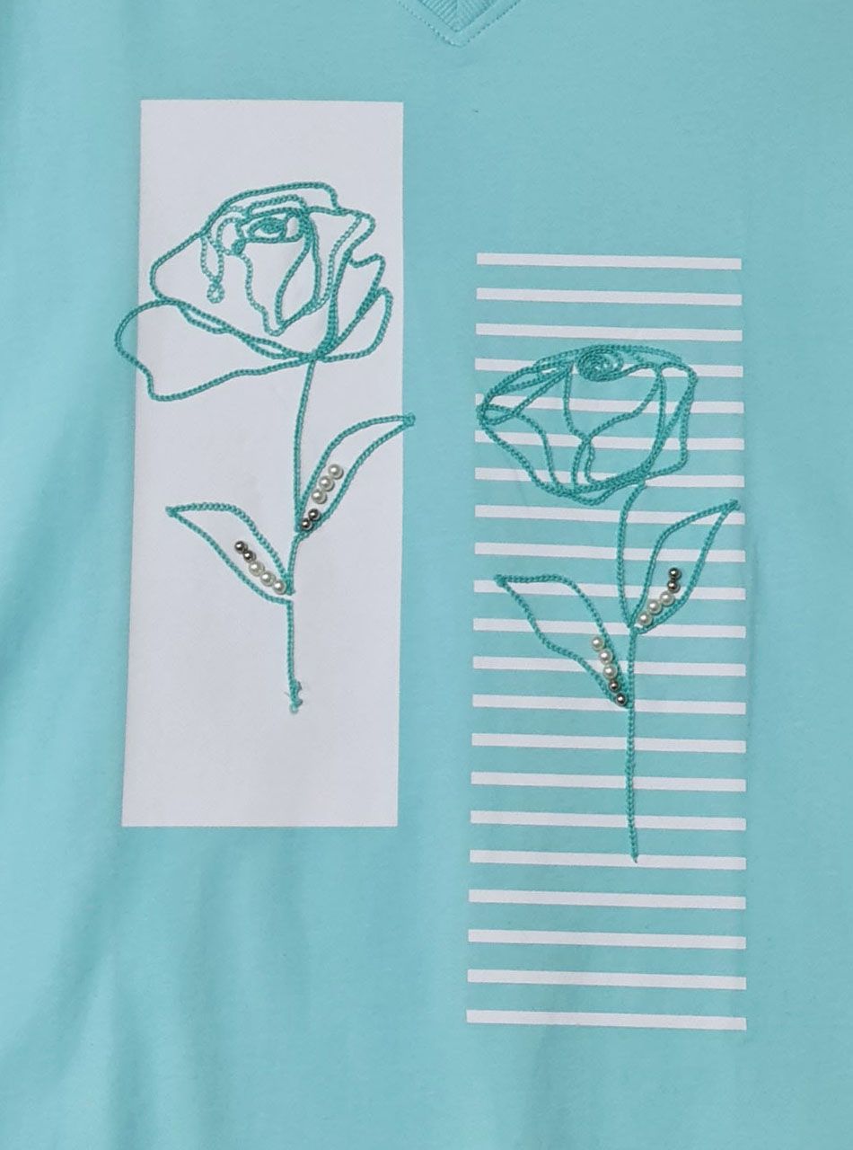 Hímzett virág mintás, gyöngydíszes V nyakú felső (vízzöld)