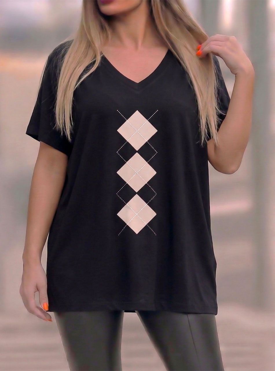 V nyakú, rombusz mintás felső (fekete)