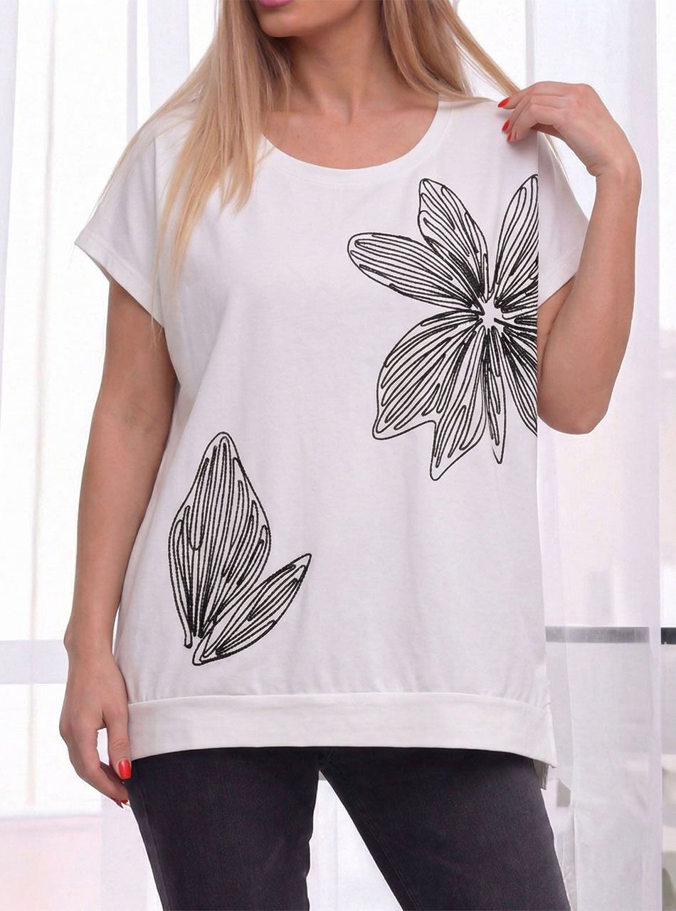 Kétoldalt felvágott, hímzett virág mintás felső (fehér)