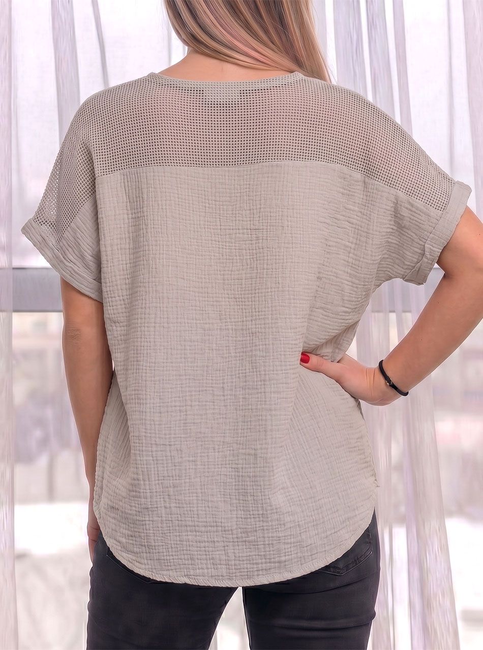 Nyaknál horgolt, géz anyagú felső (bézs)