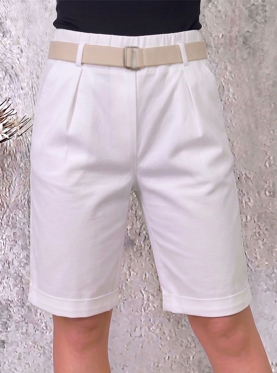 Gumis derekú, zsebes térdnadrág övvel (fehér)