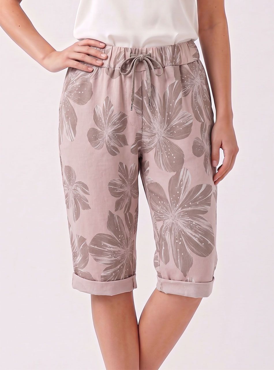 Virág mintás, gumis derekú zsebes térdnadrág (púder)