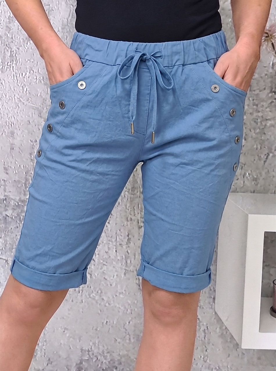 Gombdíszes, zsebes térdnadrág (farmerkék)