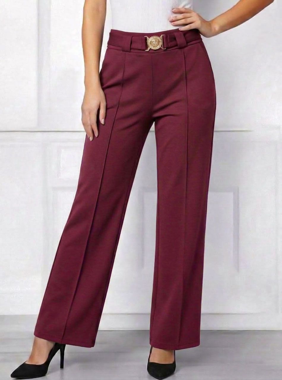 Díszcsatos, tűzött-gumis derekú zsebes nadrág (bordó)